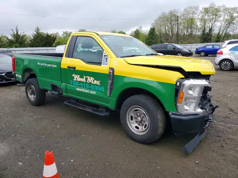 1FTBF2AA0PED44595 — 2023 Ford F250, zdjęcie 4 z Аукцион 26.10.2026, Przód