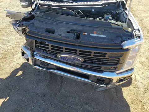 1FT7X2BA2RED07097 — 2024 Ford F250, zdjęcie 11 z Аукцион 07.10.2026, Przód