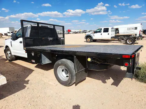 1FDRF3G61MEC19958 — 2021 Ford F350, photo 2 from Аукцион 21.10.2026, Front end