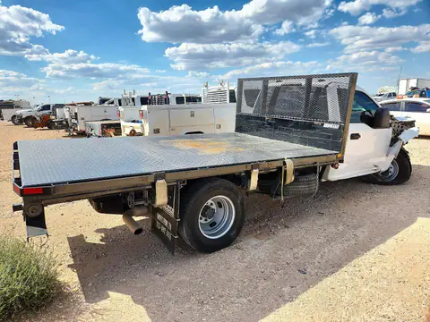 1FDRF3G61MEC19958 — 2021 Ford F350, photo 3 from Аукцион 21.10.2026, Front end