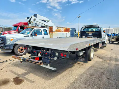 1FDNX6DC3MDF07865 — 2021 Ford F650, foto 3 de Аукцион 28.10.2026, Parte delantera