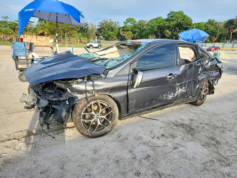1FADP3H27HL312286 — 2017 Ford Focus, опрокидывание (Rollover), фото до ремонта
