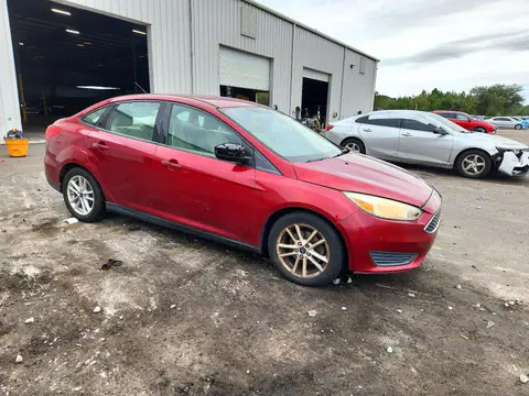 1FADP3F26HL311990 — 2017 Ford Focus, zdjęcie 4 z Аукцион 28.10.2026, Przód
