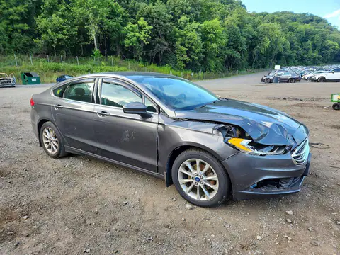 3FA6P0HD8HR174090 — 2017 Ford Fusion, foto 4 de Аукцион 27.10.2026, Parte delantera