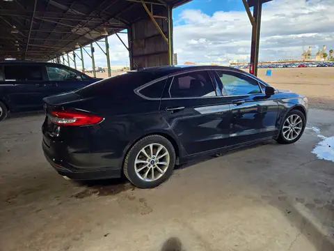 3FA6P0HD7HR122644 — 2017 Ford Fusion, foto 3 de Аукцион 26.10.2026, Daños mecánicos