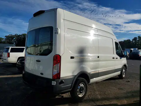 1FTBR1X8XLKA43589 — 2020 Ford Transit-250, foto 3 de Аукцион 19.10.2026, Pequeñas abolladuras y arañazos