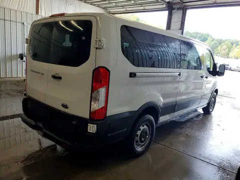 1FBZX2YM1FKA74910 — 2015 Ford Transit, zdjęcie 3 z Аукцион 19.10.2026, Drobne wgniecenia i rysy
