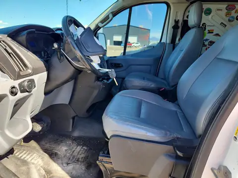 1FTYR2YM2HKB53751 — 2017 Ford Transit, ფოტო 7, Аукцион 21.10.2026, წინა ნაწილი