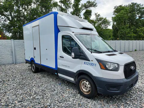 1FDBW5Z86LKB80375 — 2020 Ford Transit, zdjęcie 4 z Аукцион 26.10.2026, Drobne wgniecenia i rysy