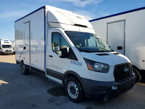 1FDBW5Z89LKB52506 — 2020 Ford Transit, photo 4 from Аукцион 28.10.2026, Minor dents and scratches