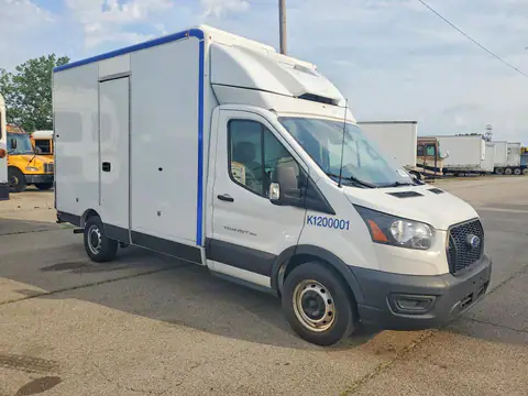 1FDBW5Z81LKA71130 — 2020 Ford Transit, фото 4 с аукциона Аукцион 21.10.2026, Мелкие вмятины и царапины