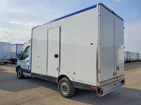1FDBW5Z81LKA83388 — 2020 Ford Transit, zdjęcie 2 z Аукцион 28.10.2026, Drobne wgniecenia i rysy