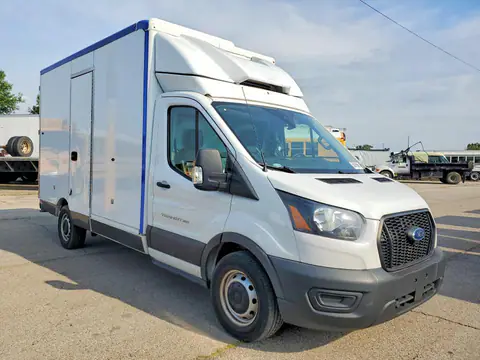 1FDBW5Z82LKA95582 — 2020 Ford Transit, ფოტო 4, Аукцион 28.10.2026, მცირე ჩაღრმავებები და ნაკაწრები