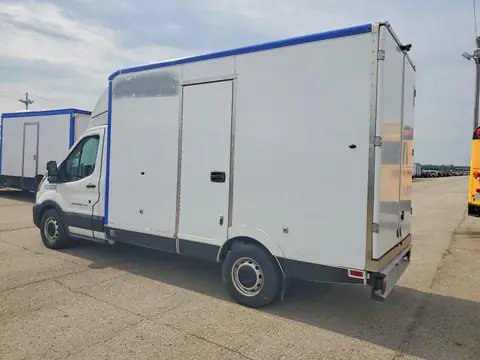 1FDBW5Z80LKB40258 — 2020 Ford Transit, ფოტო 2, Аукцион 28.10.2026, მცირე ჩაღრმავებები და ნაკაწრები