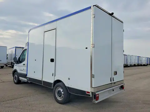 1FDBW5Z81LKB40267 — 2020 Ford Transit, ფოტო 2, Аукцион 28.10.2026, მცირე ჩაღრმავებები და ნაკაწრები