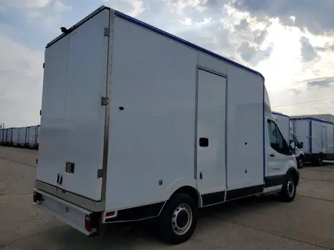 1FDBW5Z81LKB40267 — 2020 Ford Transit, ფოტო 3, Аукцион 28.10.2026, მცირე ჩაღრმავებები და ნაკაწრები