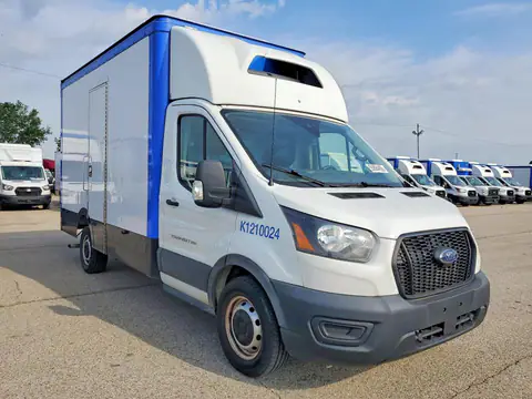1FDBW5Z80LKB80372 — 2020 Ford Transit, ფოტო 4, Аукцион 28.10.2026, მცირე ჩაღრმავებები და ნაკაწრები