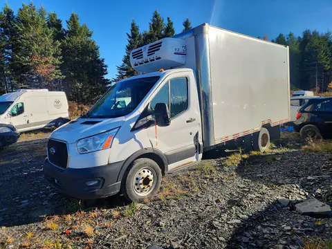 1FDBF6ZG2LKA64636 — 2020 Ford Transit, Parte delantera (Front End), fotos antes de reparar