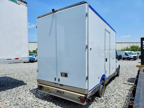 1FDBW5Z8XLKB24942 — 2020 Ford Transit, foto 3 de Аукцион 26.10.2026, Pequeñas abolladuras y arañazos