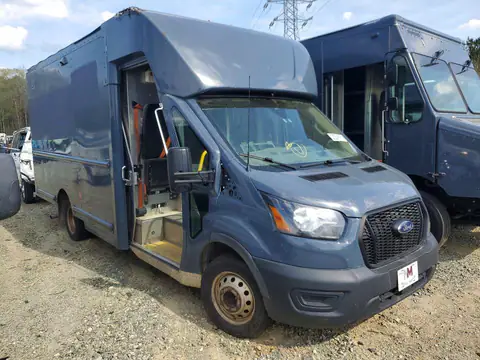 1FDDF6P86MKA58585 — 2021 Ford Transit, foto 4 de Аукцион 28.10.2026, Lateral