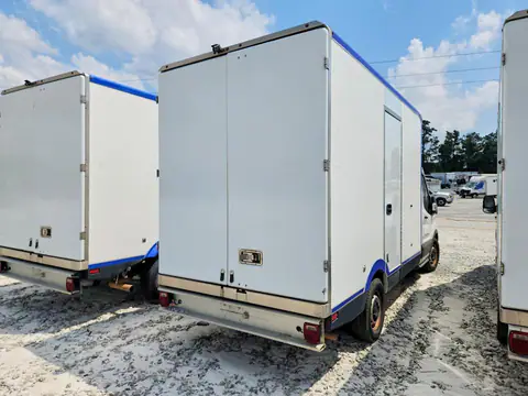 1FDBW5Z85MKA84299 — 2021 Ford Transit, ფოტო 3, Аукцион 26.10.2026, მექანიკური დაზიანება