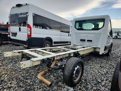 1FDBW5Z81MKA84302 — 2021 Ford Transit, foto 3 de Аукцион 26.10.2026, Pequeñas abolladuras y arañazos