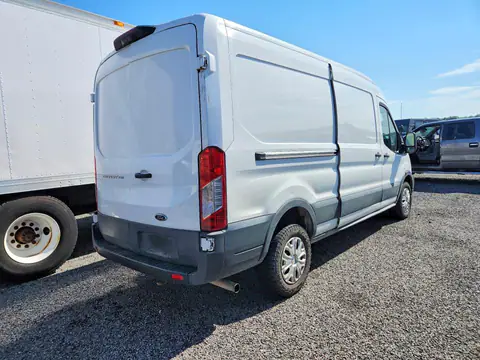 1FTBR1C83MKA27242 — 2021 Ford Transit, фото 3 з Аукцион 21.10.2026, Бокова частина