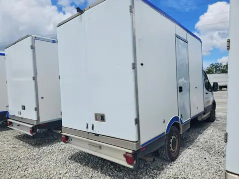 1FDBW5Z81NKA20200 — 2022 Ford Transit, foto 3 de Аукцион 26.10.2026, Pequeñas abolladuras y arañazos