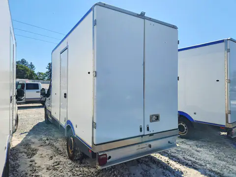 1FDBW5Z86NKA20192 — 2022 Ford Transit, foto 2 de Аукцион 26.10.2026, Pequeñas abolladuras y arañazos