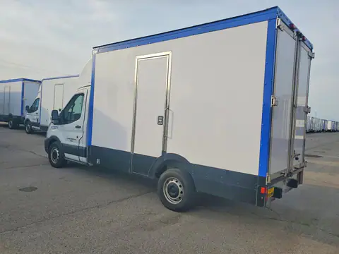 1FDBW5ZG2PKA11015 — 2023 Ford Transit, фото 2 з Аукцион 28.10.2026, Незначні вм’ятини й подряпини