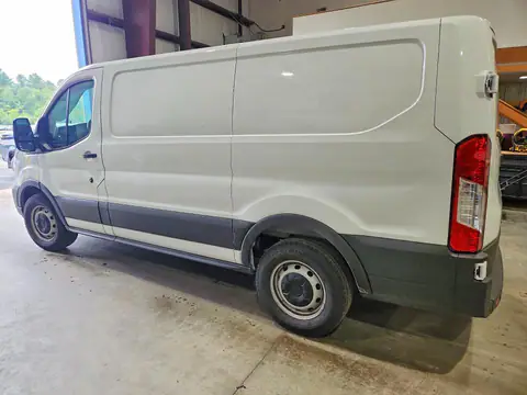 1FTYE1Y89TKA38744 — 2026 Ford Transit, фото 2 з Аукцион 22.10.2026, Передня частина