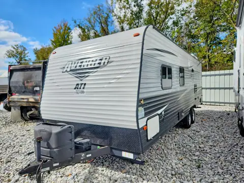 5ZT2AVRB9JB918020 — 2018 Forest River Avenger, фото 2 з Аукцион 15.10.2026, Дах