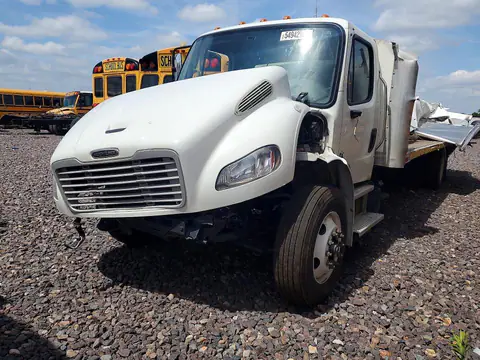 3ALACWFC4PDUH6379 — 2023 Frht - Freightliner M2, Задня частина (Rear End), фото до ремонту