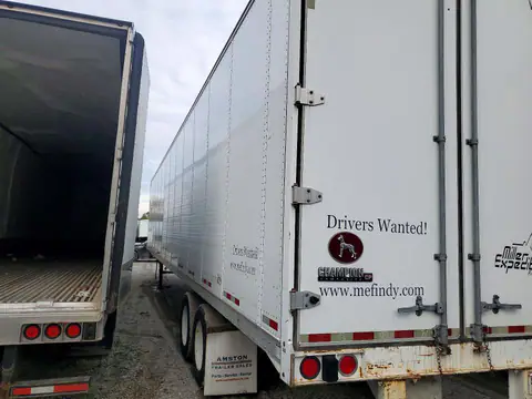 1GRAP0620JT106303 — 2018 Great Dane Trailers, фото 2 з Аукцион 27.10.2026, Передня частина
