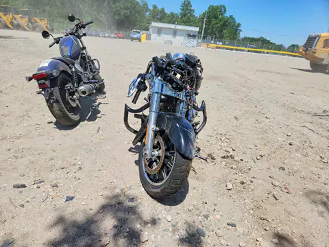 1HD1FVC15LB625828 — 2020 Harley-Davidson FLHT, ფოტო 2, Аукцион 22.10.2026, წინა ნაწილი