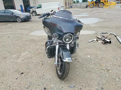 2007 HARLEY-DAVIDSON FLHTCUI VIN 1HD1FC4127Y718215 фото 2