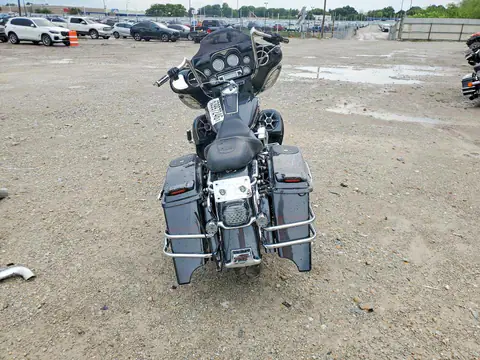 2007 HARLEY-DAVIDSON FLHTCUI VIN 1HD1FC4127Y718215 фото 4
