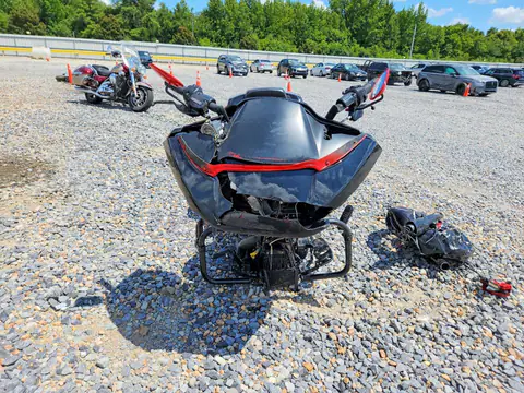 1HD1KTP17MB655800 — 2021 Harley-Davidson Fltrxs, zdjęcie 2 z Аукцион 22.10.2026, Przód