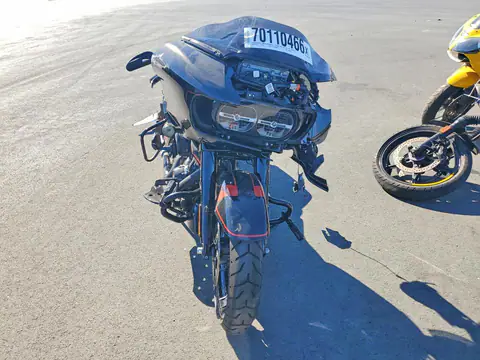 1HD1TCL35JB954539 — 2018 Harley-Davidson Fltrxse, фото 2 с аукциона Аукцион 15.10.2026, ПЕРЕДНЯЯ ЧАСТЬ