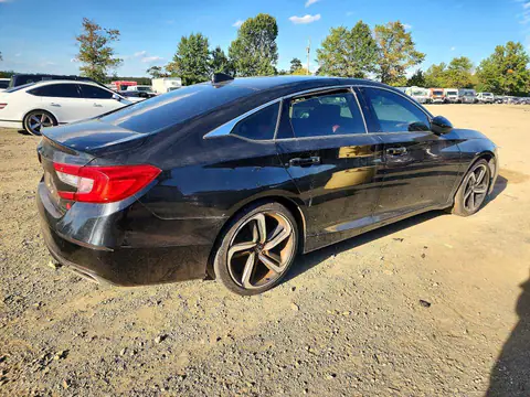1HGCV1F34KA068645 — 2019 Honda Accord, foto 3 de Аукцион 26.10.2026, Daños mecánicos