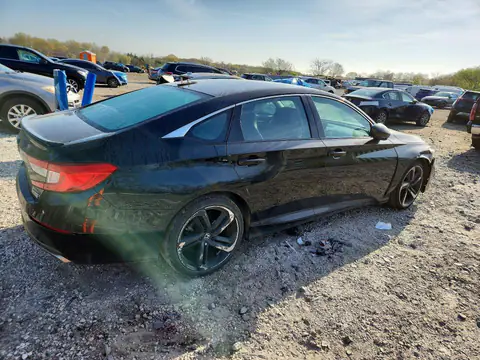 1HGCV1F45MA042633 — 2021 Honda Accord, ფოტო 3, Аукцион 27.10.2026, მცირე ჩაღრმავებები და ნაკაწრები