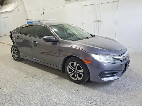 2HGFC2F58HH011899 — 2017 Honda Civic, фото 4 з Аукцион 29.10.2026, Передня частина
