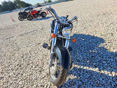 1HFSC52013A008848 — 2003 Honda VT1300, photo 2 from Аукцион 15.10.2026, Mechanical damage