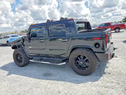 5GRGN22UX5H101324 — 2005 Hummer H2 SUT, photo 2 from Аукцион 20.10.2026, Minor dents and scratches