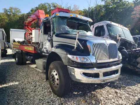 1HTEJMML1PH051178 — 2023 International HV607, Vuelco (Rollover), fotos antes de reparar