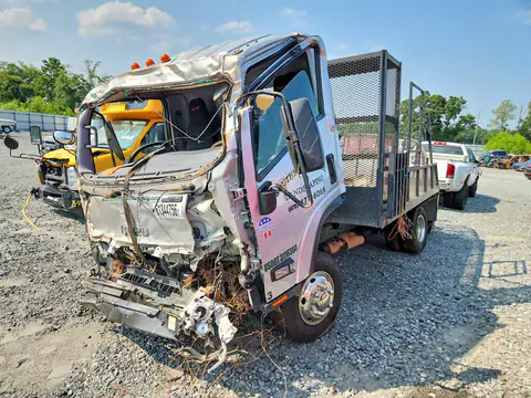 54DB4W1B1HS806893 — 2017 Isuzu NPR, Vuelco (Rollover), fotos antes de reparar