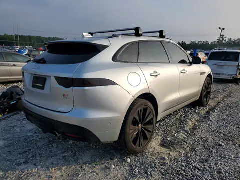 SADCM2FV0KA605380 — 2019 Jaguar F-Pace, foto 3 de Аукцион 19.10.2026, Daños en todo el vehículo