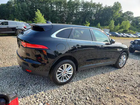 SADCK2GXXLA637521 — 2020 Jaguar F-Pace, zdjęcie 3 z Аукцион 07.10.2026, Drobne wgniecenia i rysy