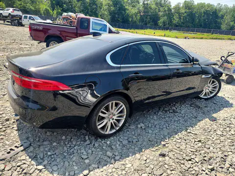 SAJBK4BVXHCY27969 — 2017 Jaguar XF, foto 3 de Аукцион 23.10.2026, Parte delantera