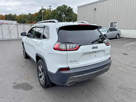 1C4PJMDN0KD257566 — 2019 Jeep Cherokee, ფოტო 2, Аукцион 21.10.2026, მცირე ჩაღრმავებები და ნაკაწრები